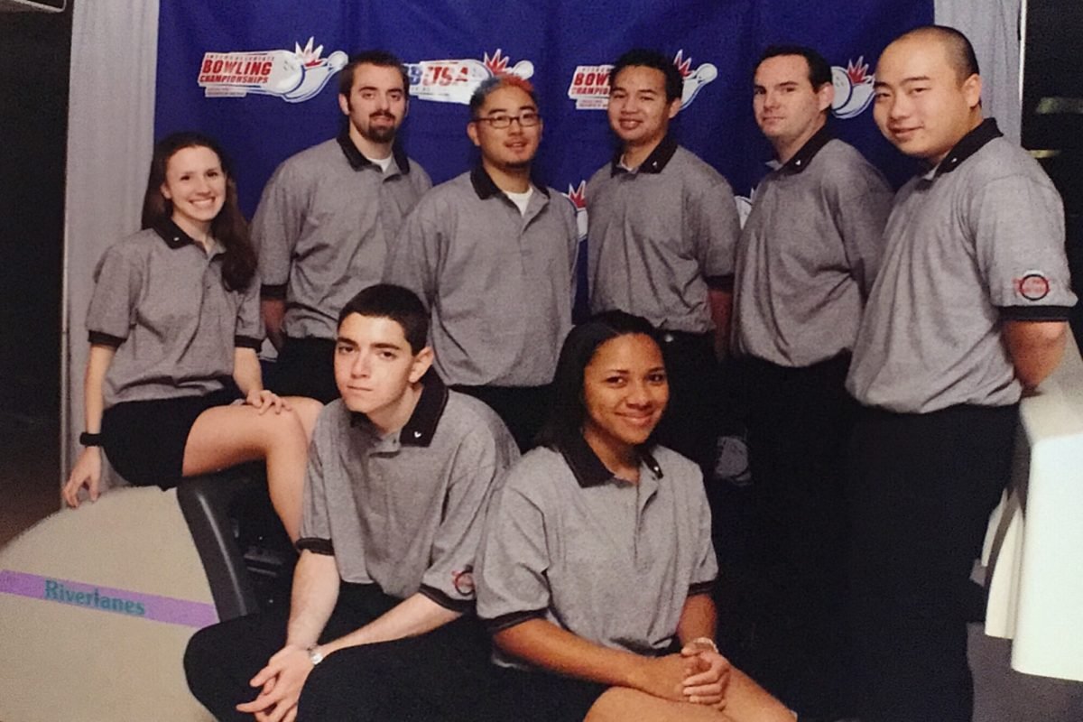 Collegiate bowling